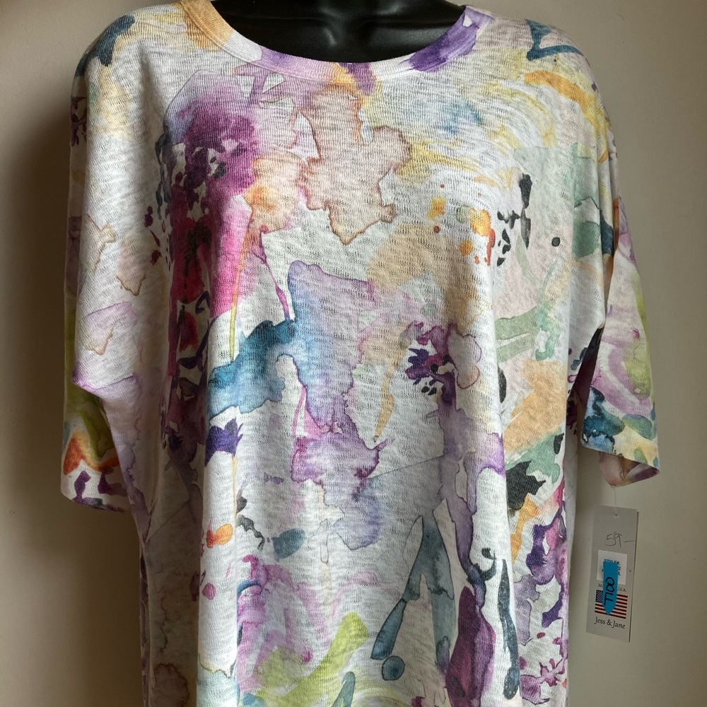 Jess & Jane ladies tunic, size small. Brand new!
